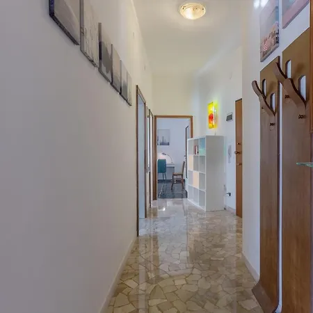 Bolognina Tra Stazione, Fiera E Tecnopolo Apartment *